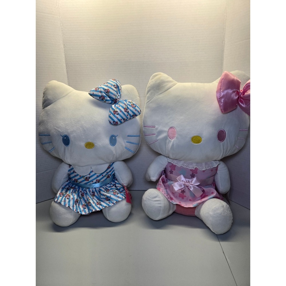 Nakajima Sanrio Hello Kitty Plush Dolls 2pc Set Blue Pink Dresses Bows‎